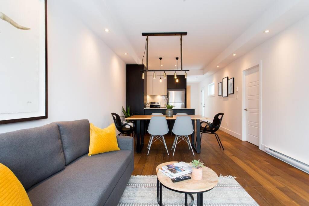 Sleek Condo In The Heart Of Little Italy By Den Stays มอนทรีอัล ภายนอก รูปภาพ